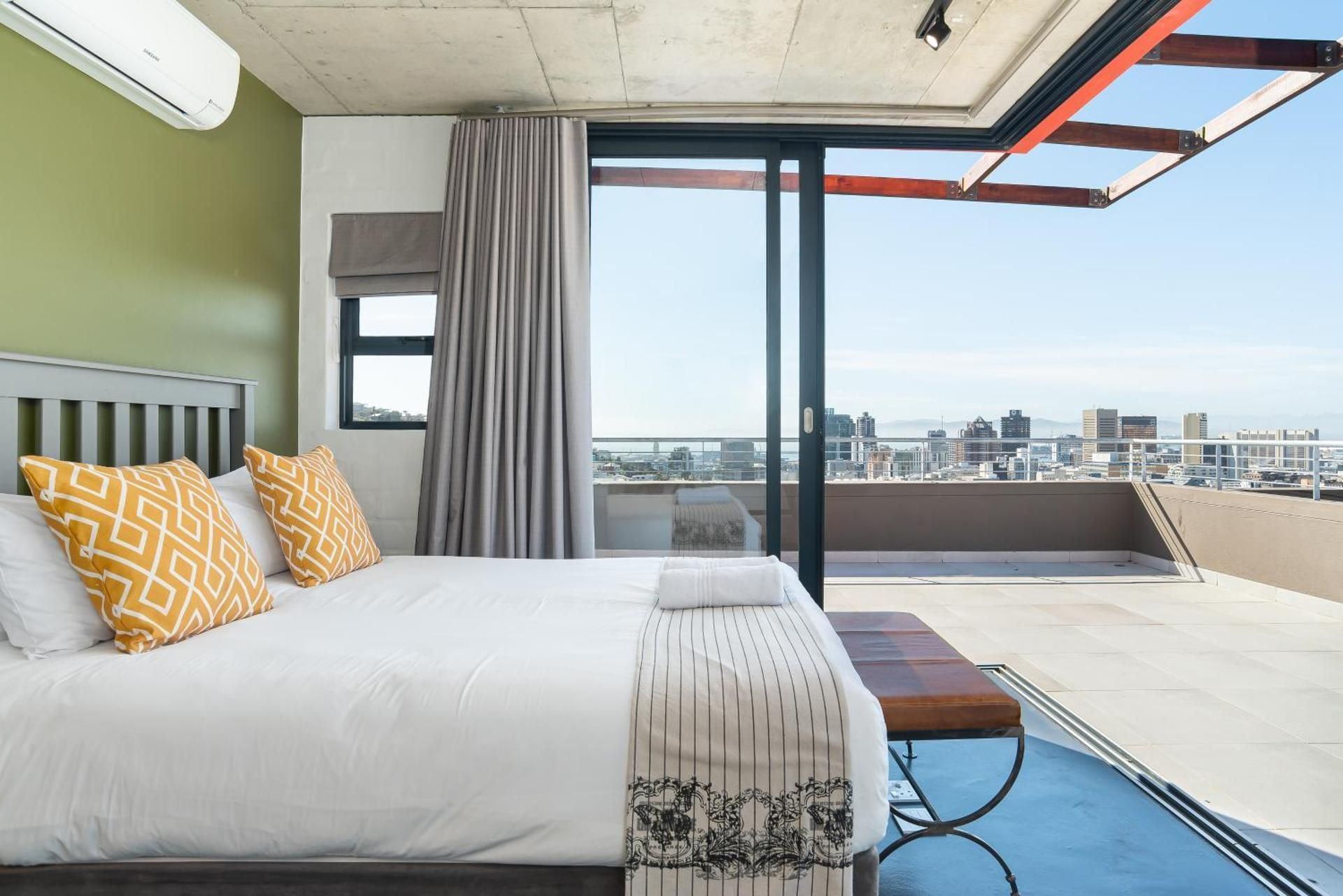 Two-Bedroom Deluxe Apartment