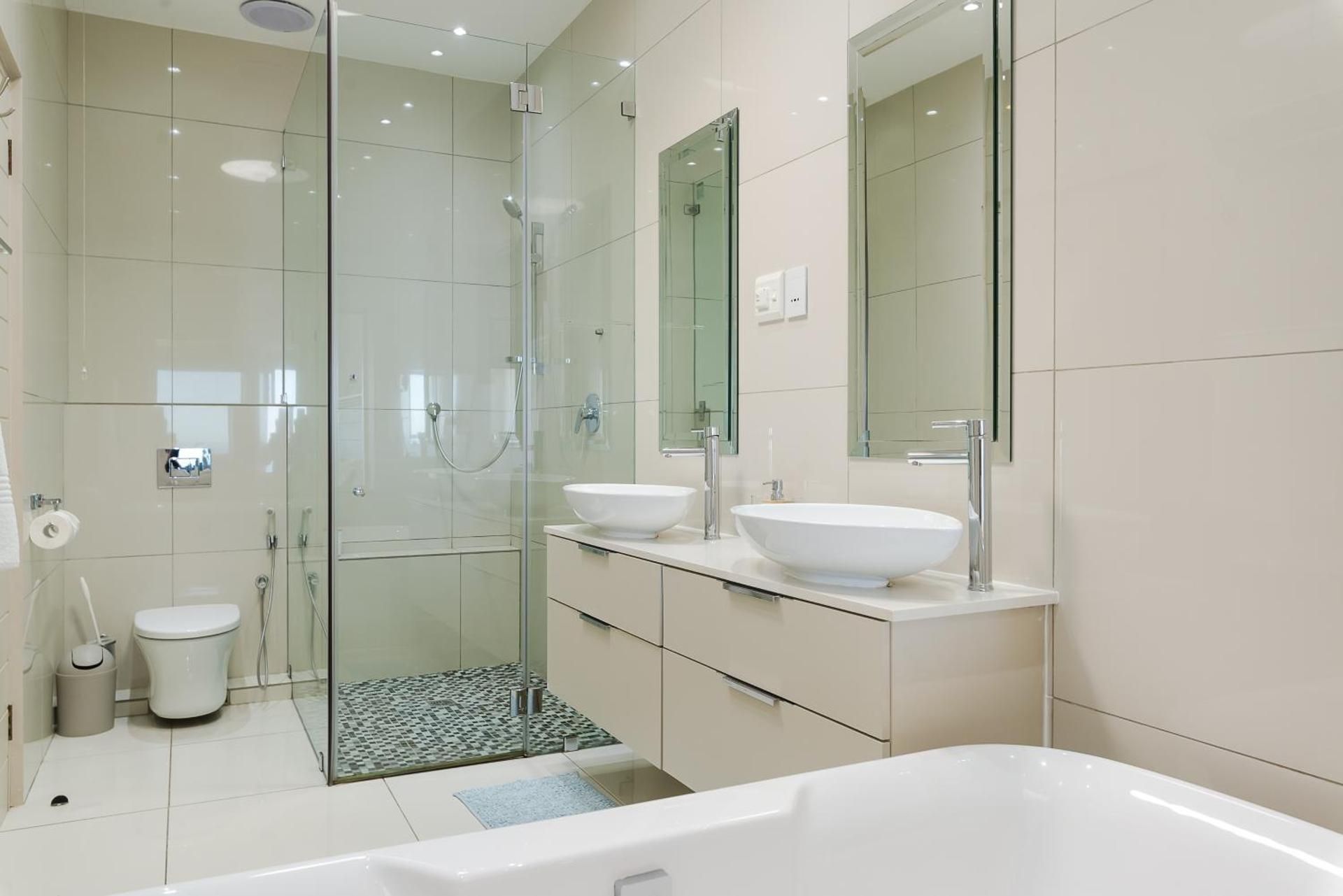 Camps Bay Blue Self-Catering Studios Premium Apartment 2