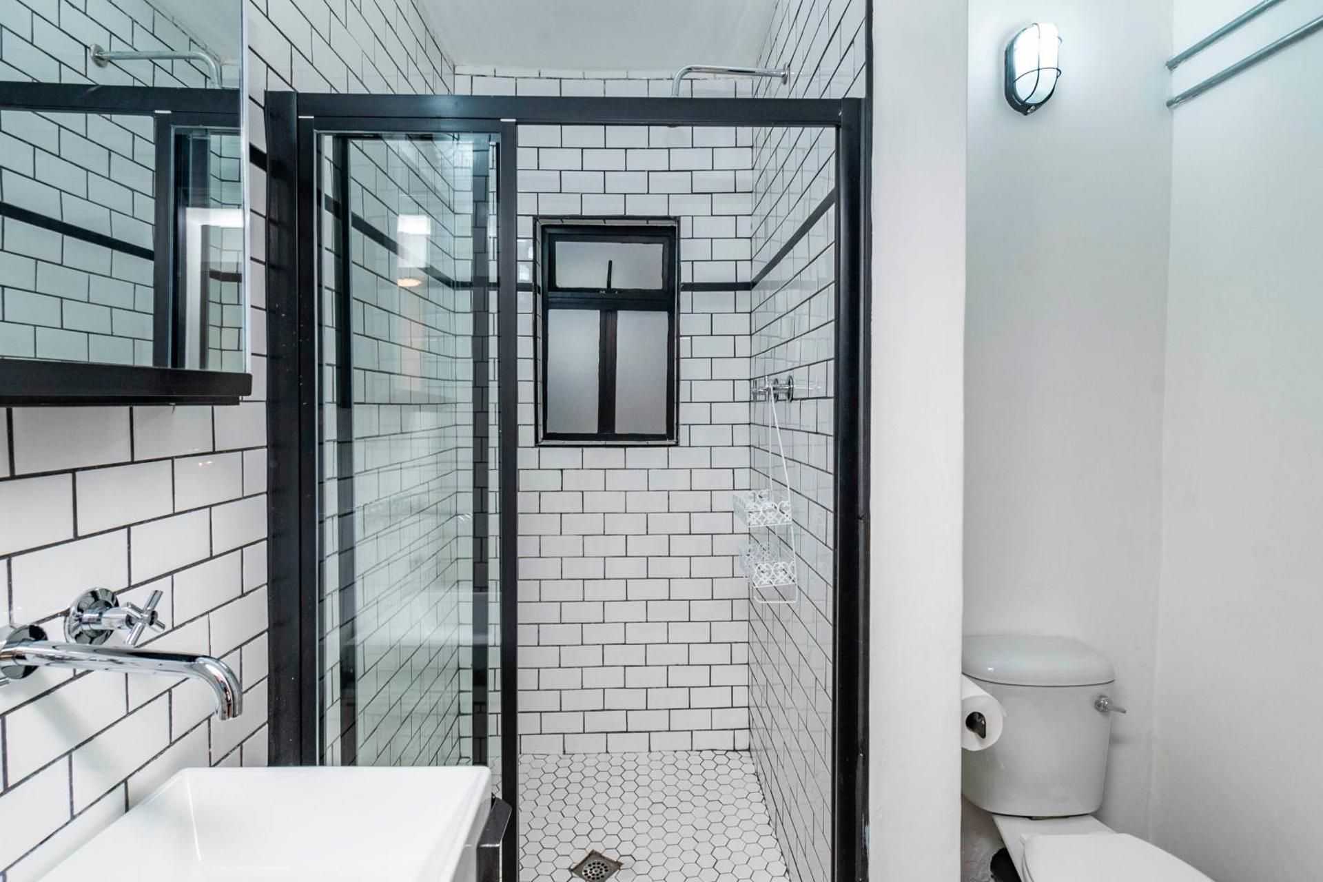One Bedroom Apartment