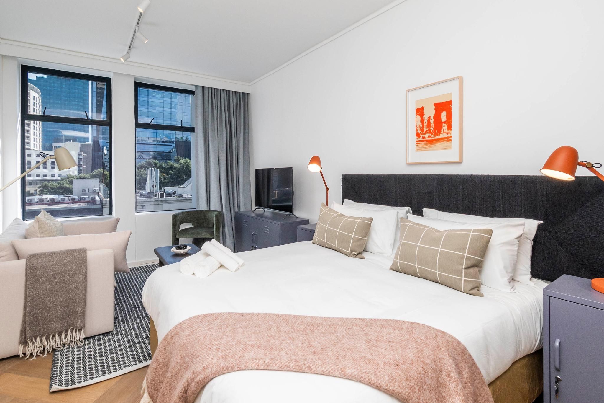 Studio Apartment