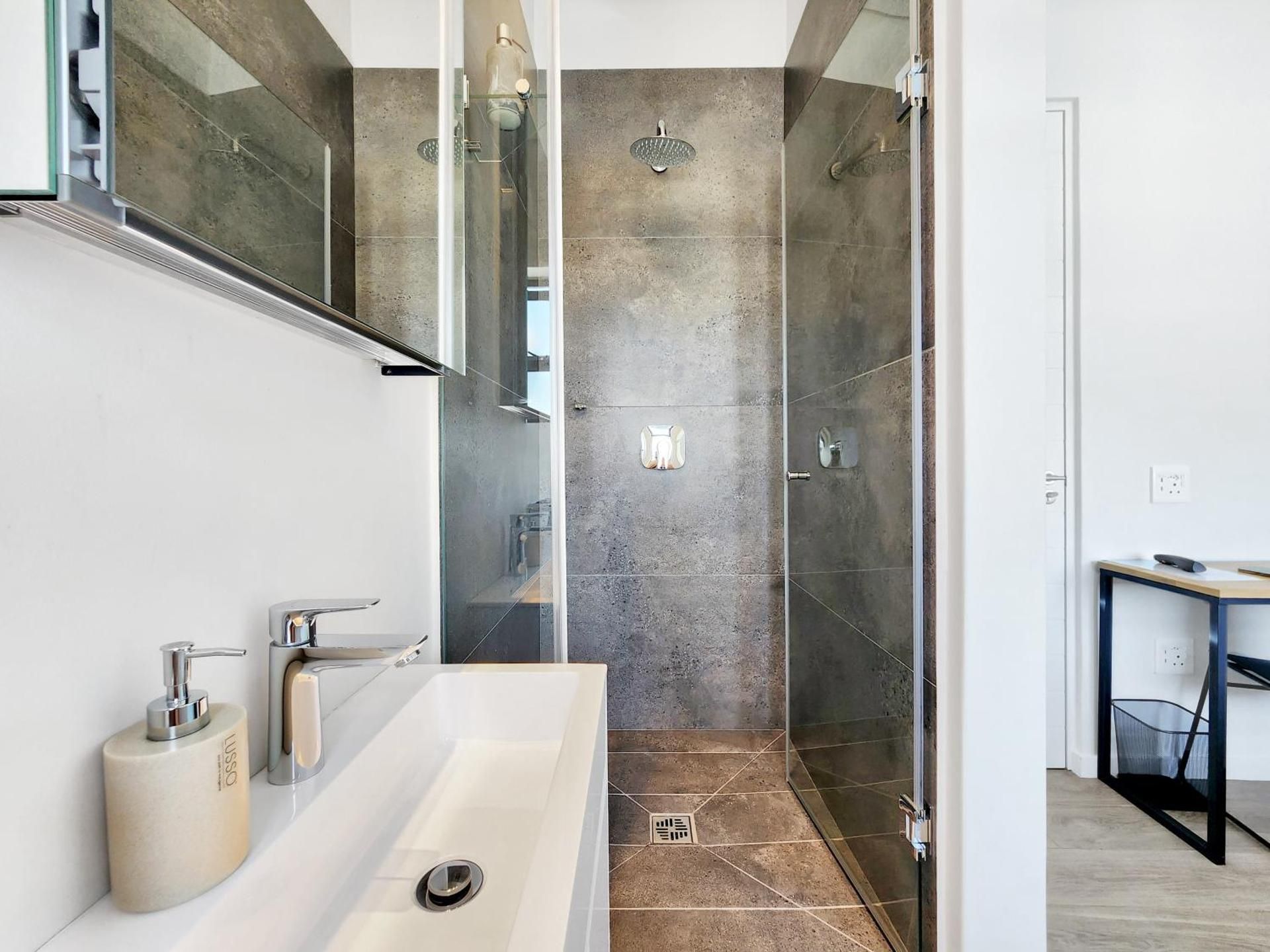 Castle Hotel by ROOMS Budget Double Room 2