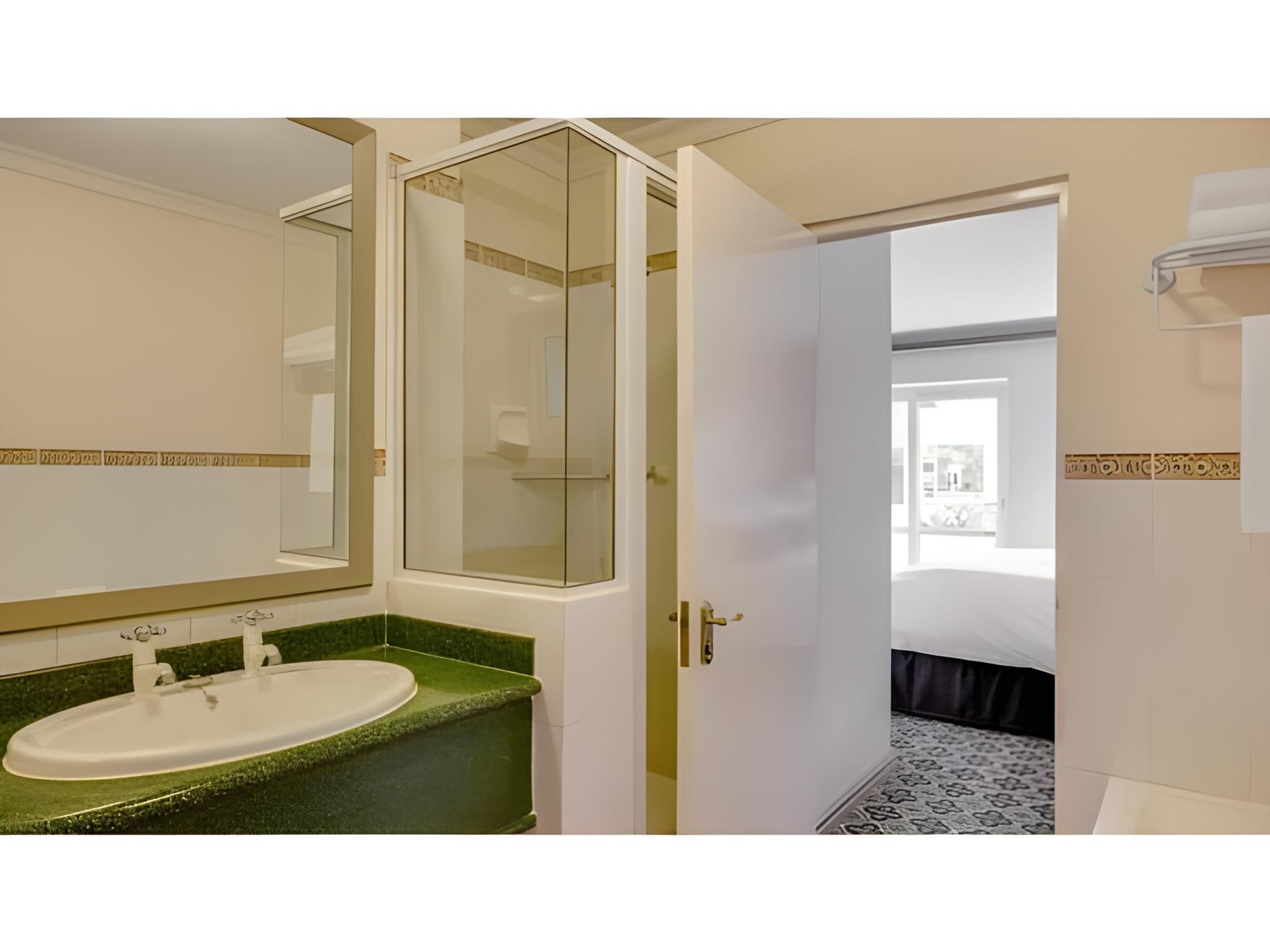 Guest Room, 2 Twin