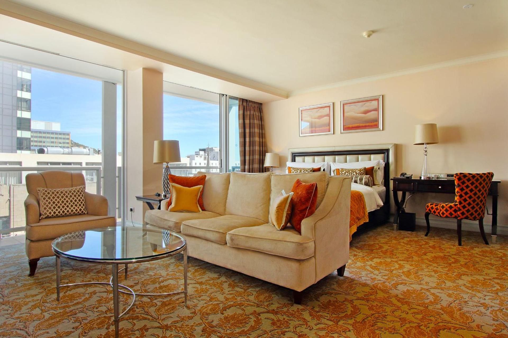 Deluxe Double or Twin Room with City View