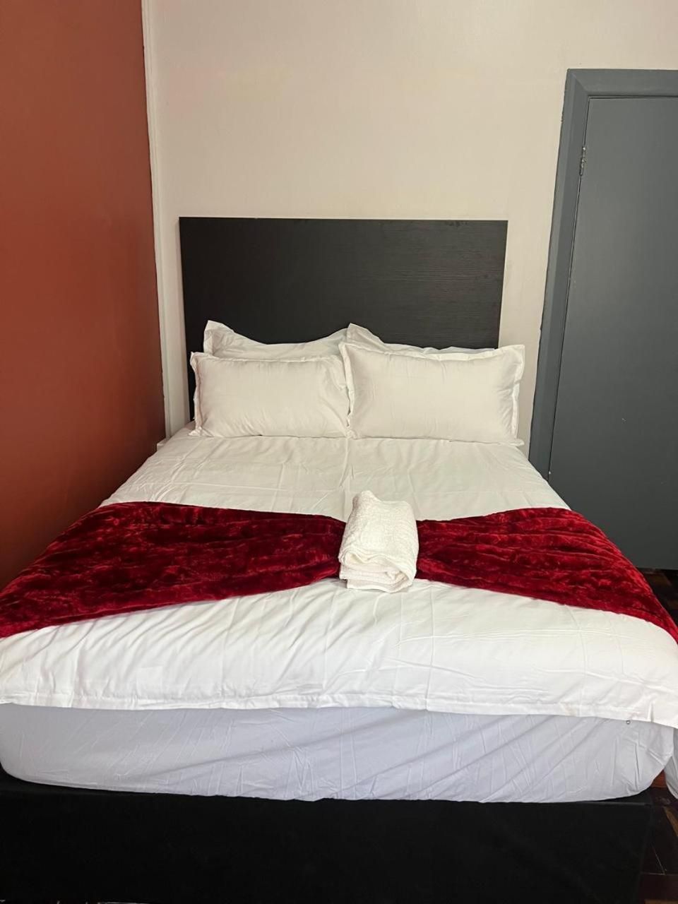 Deluxe Double Room with Shower