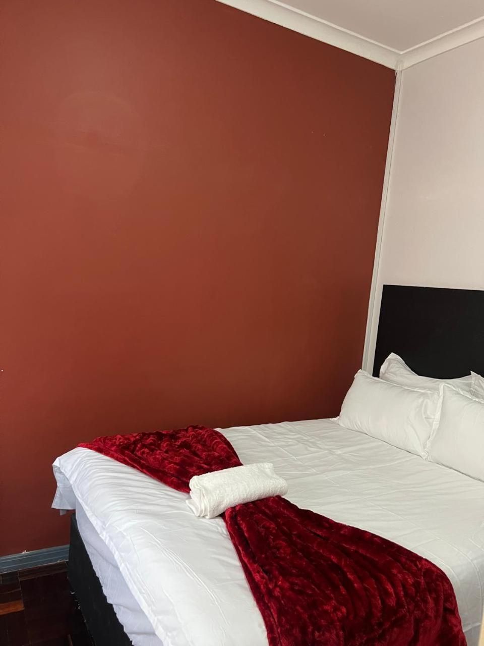 Deluxe Double Room with Shower