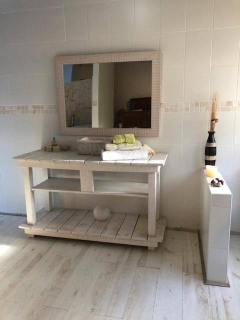 Deluxe Double Room with Shower