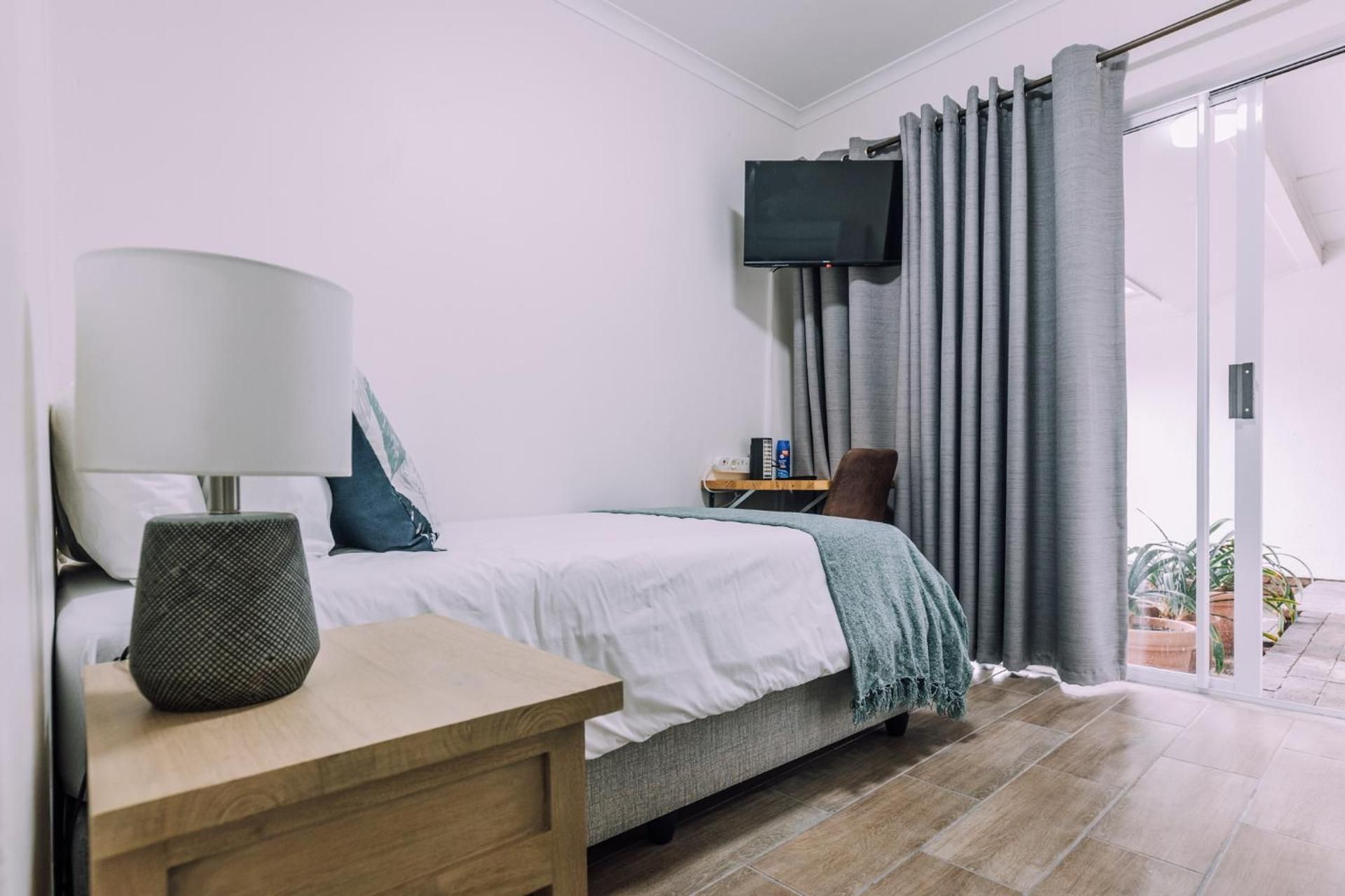 Economy Single Room