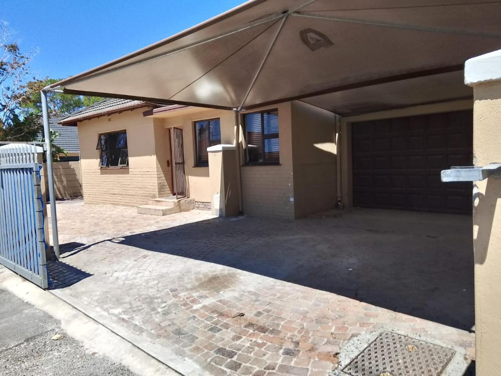 Duminy Guest Lodge