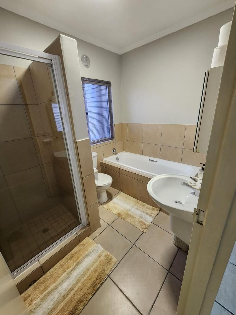 80 Kendal Guest House Apartment 3