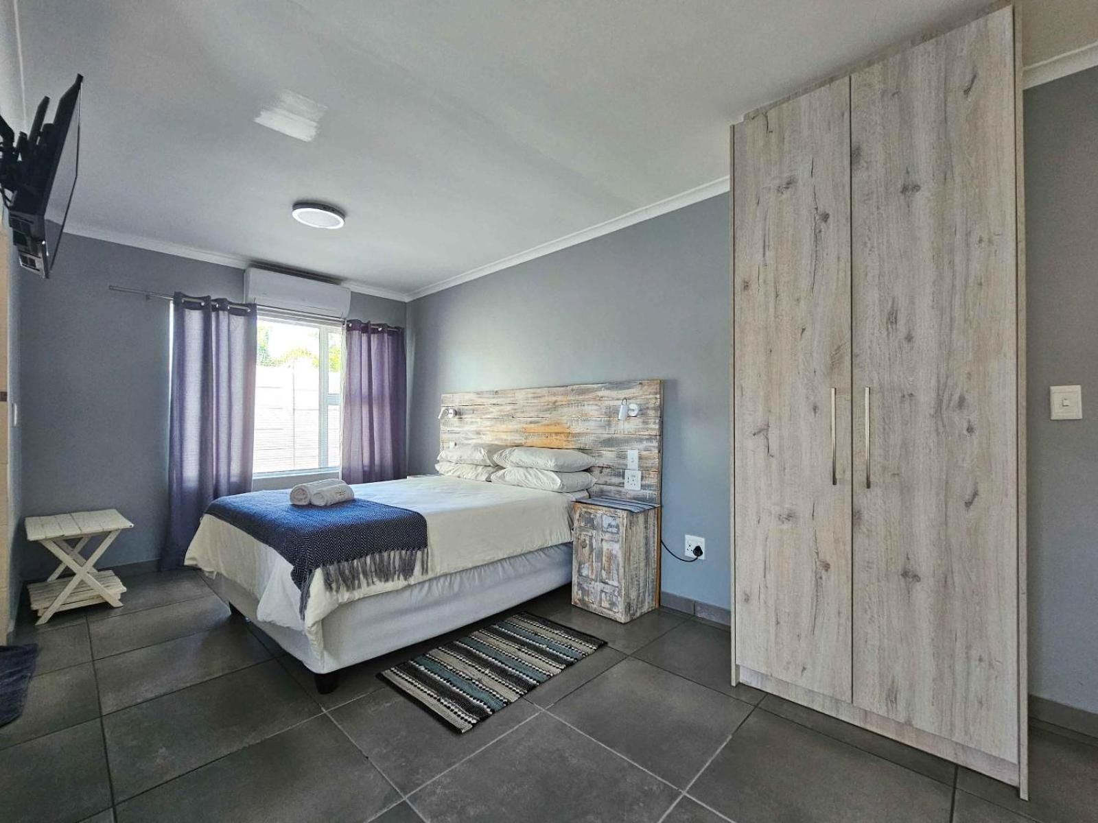 Deluxe Double Room with Shower
