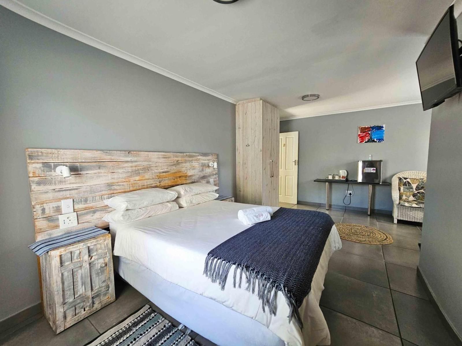 Deluxe Double Room with Shower