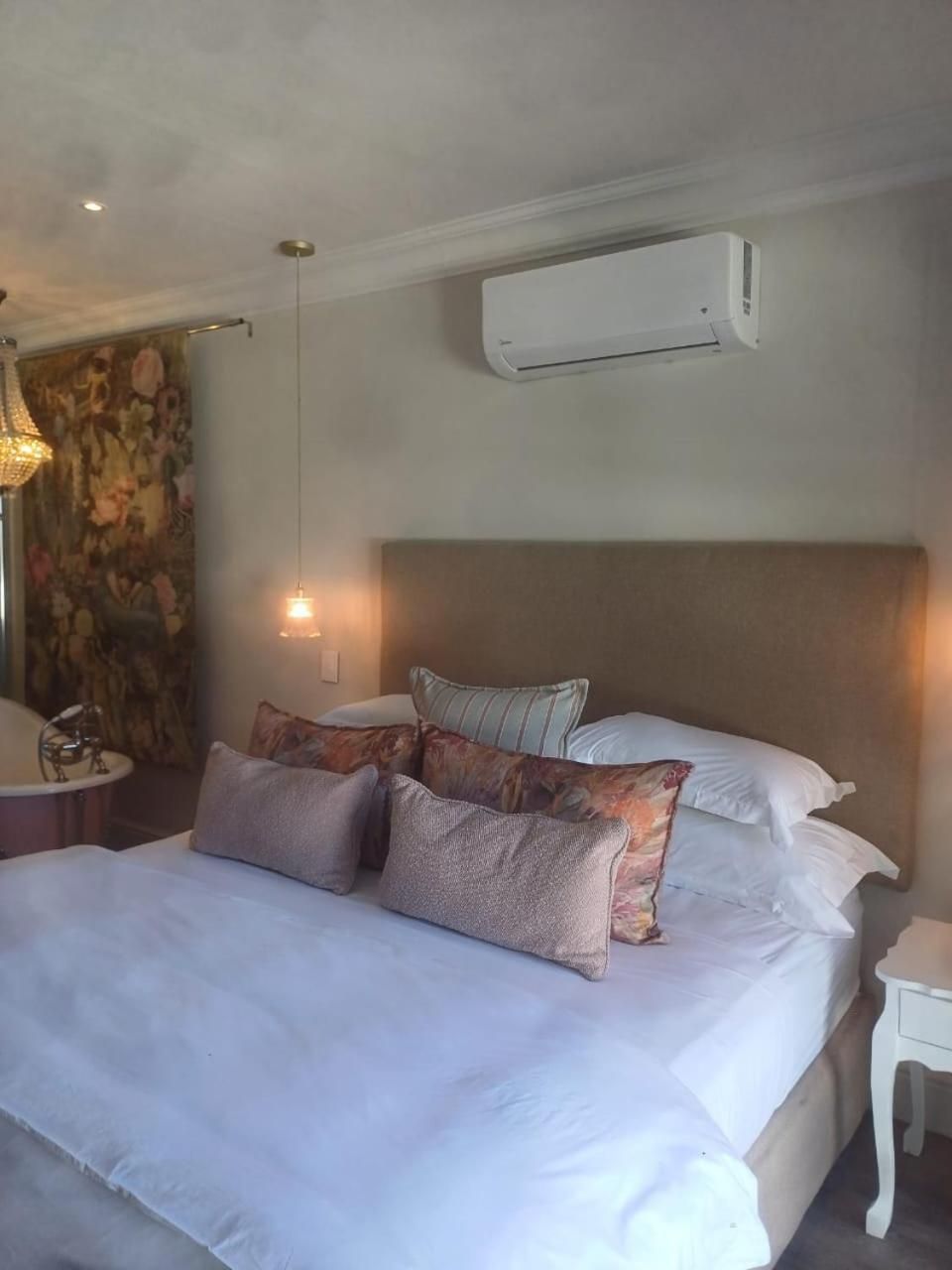 Suite with Pool View