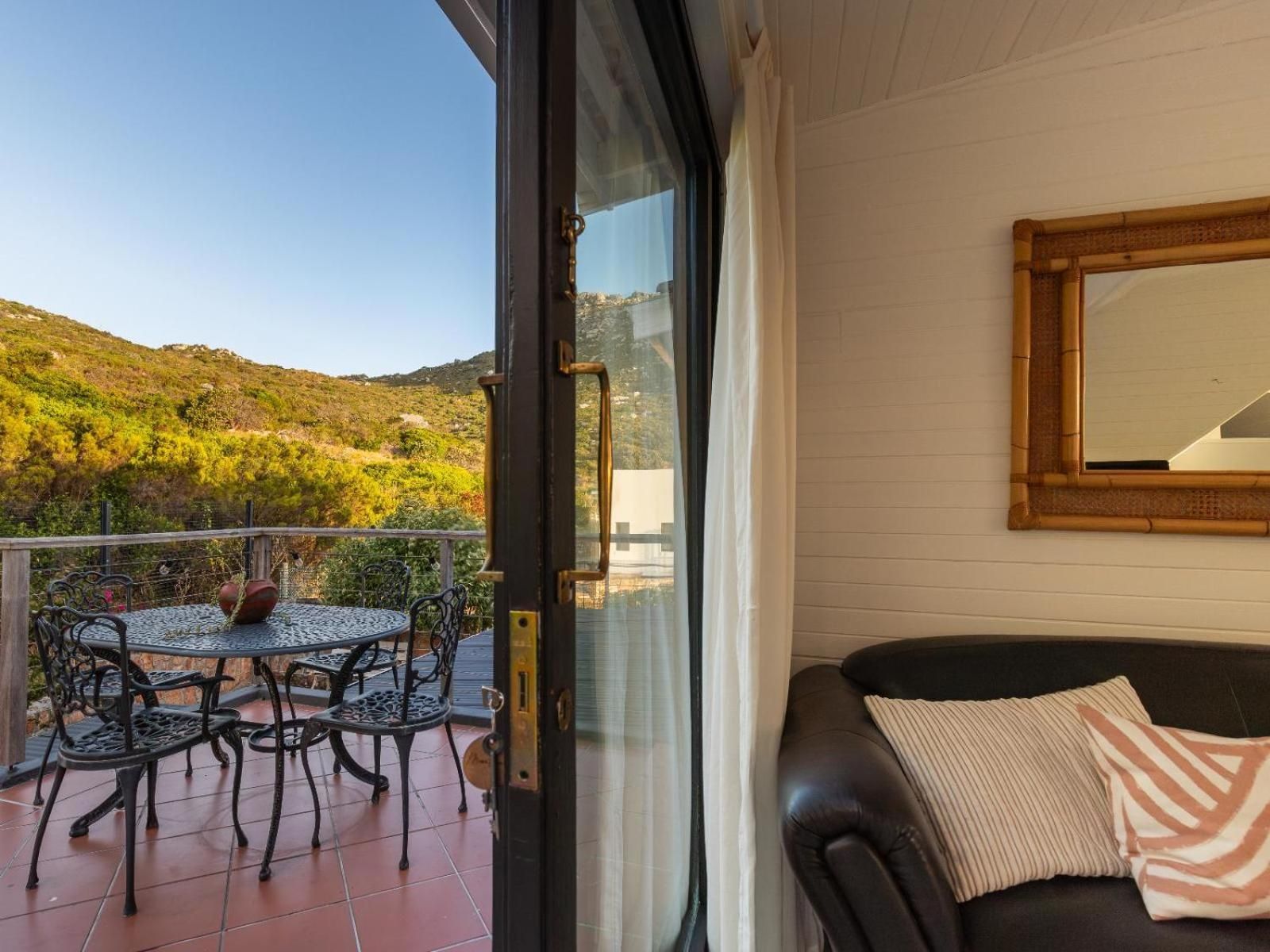 Suite with Mountain View