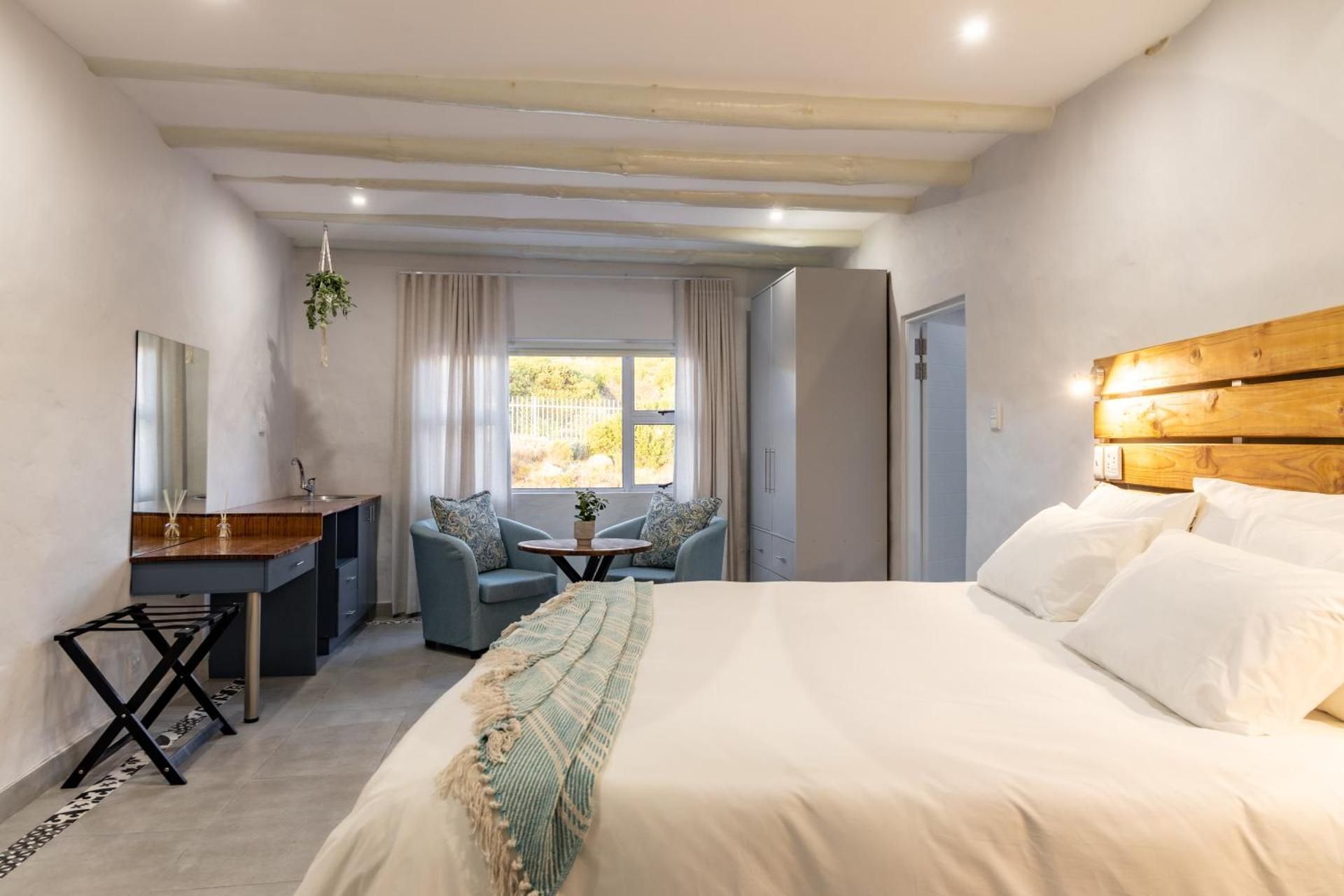 Deluxe King Suite