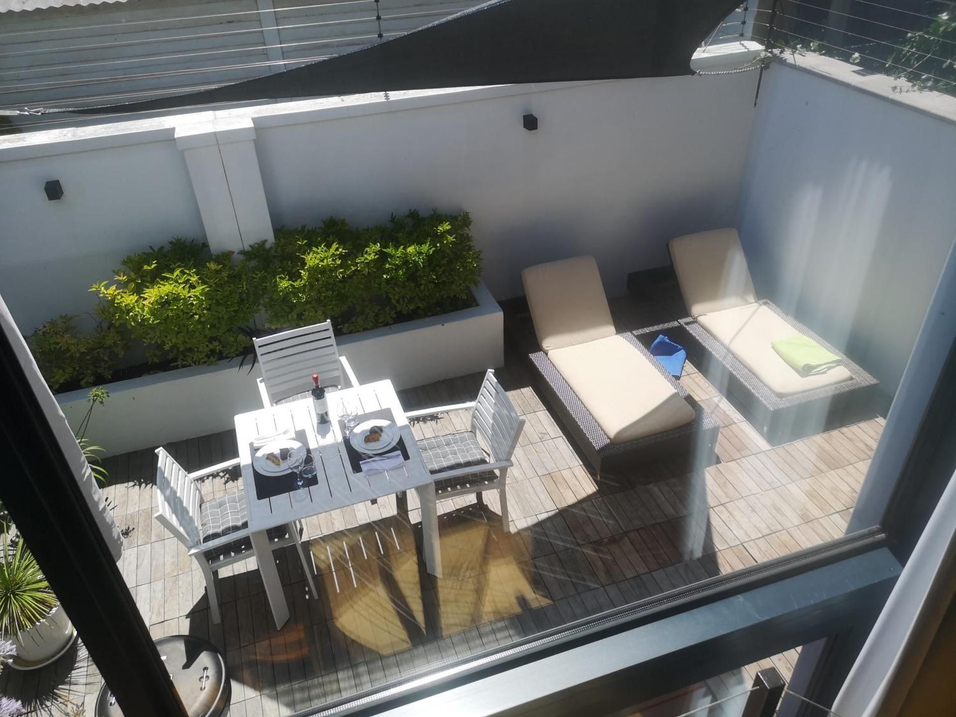Studio with Terrace