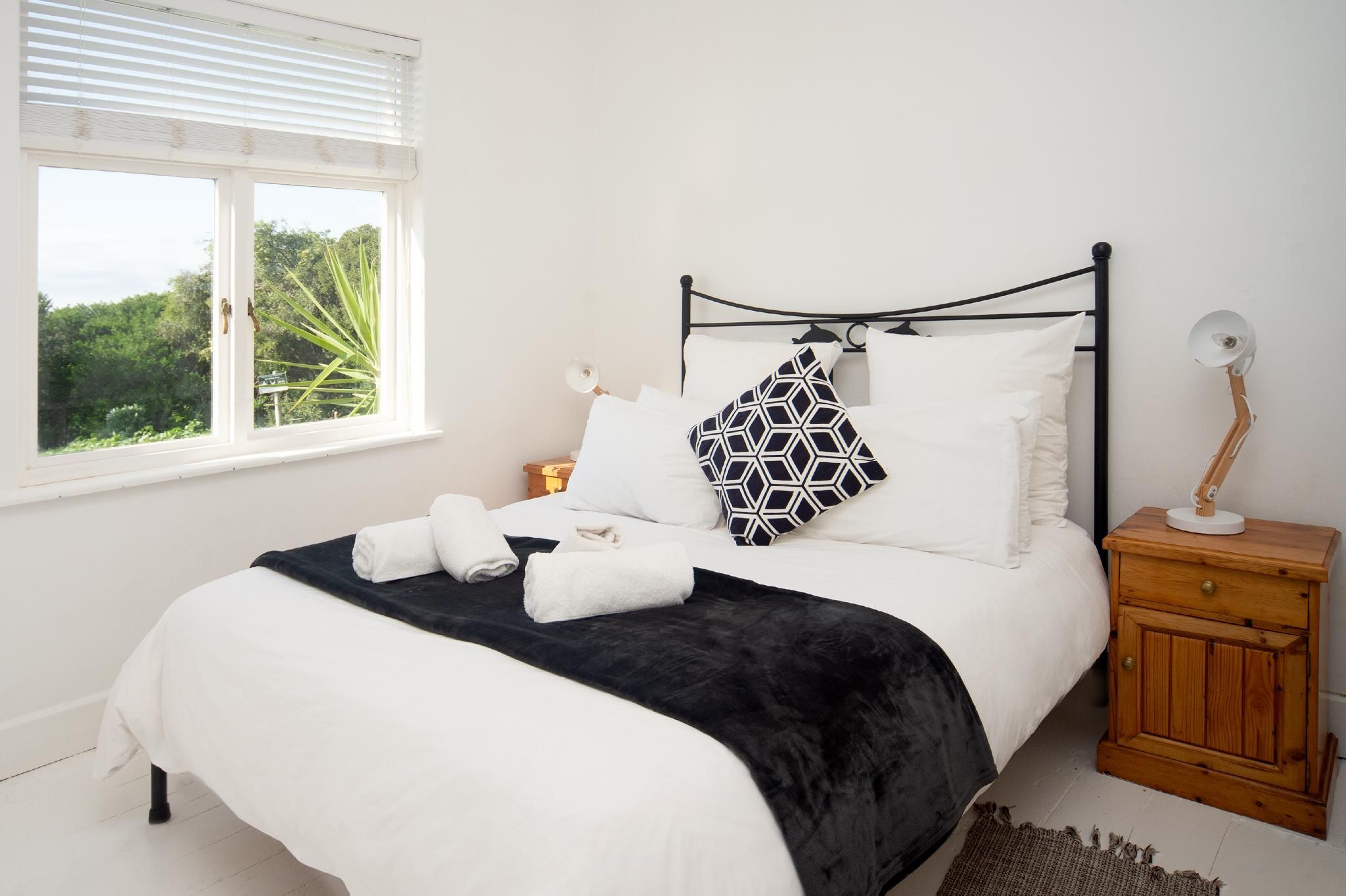 Seaview Apartment