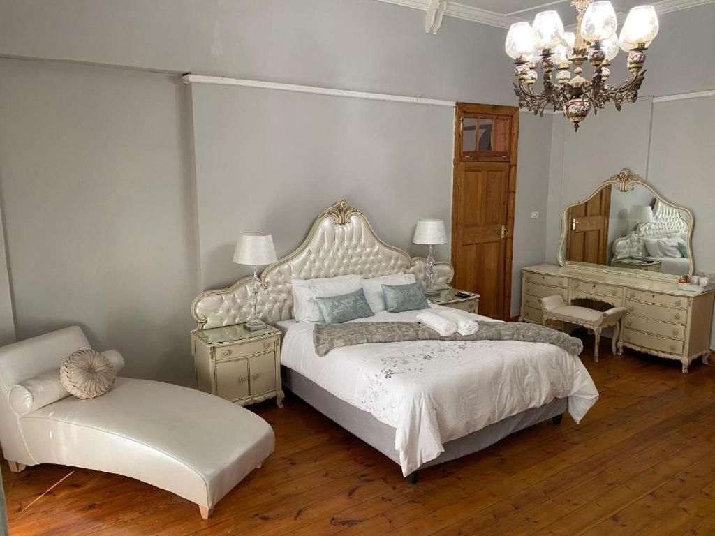 Superior King Suite
