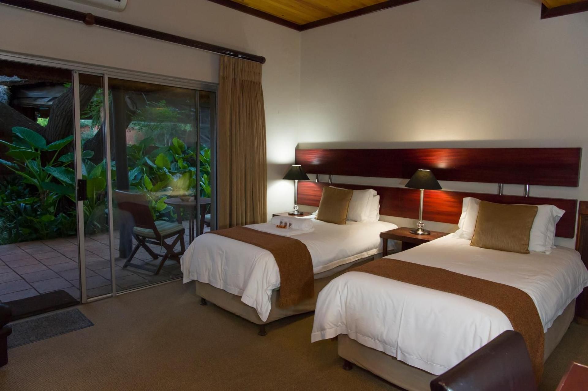 Twin or King Room with Garden Access (Full Bathroom) - Room 11