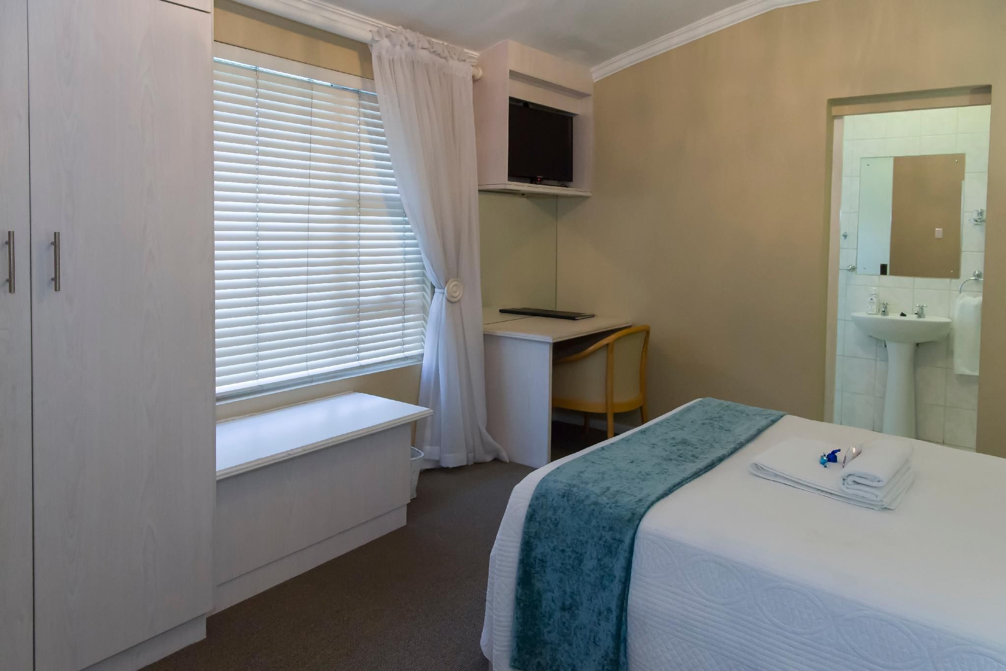 Double Room North