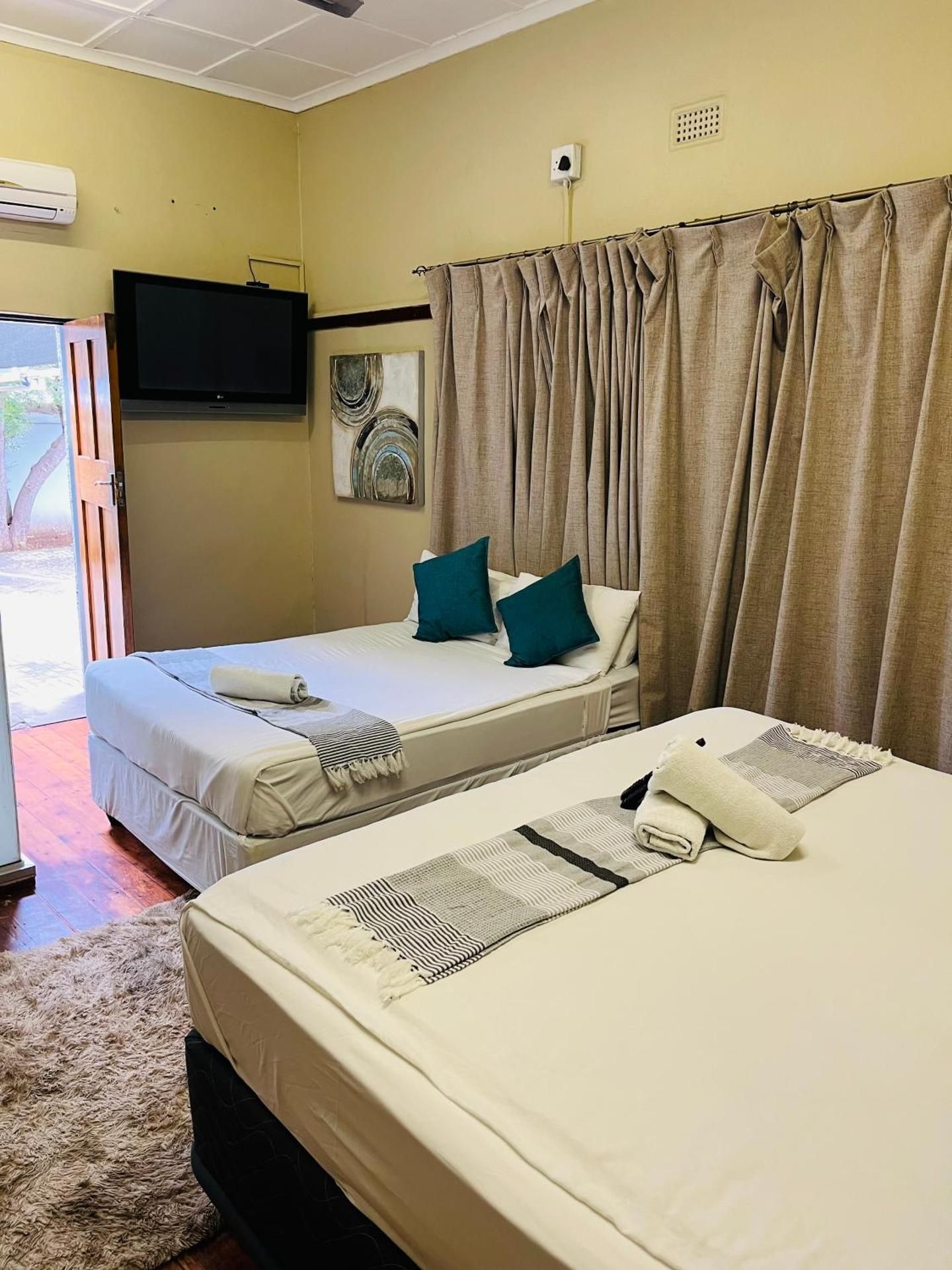 Deluxe Quadruple Room