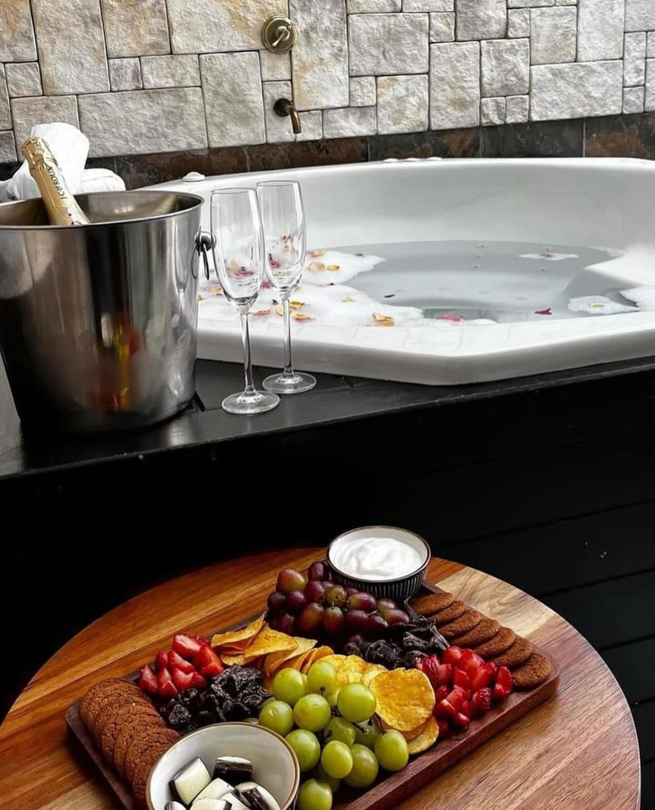 Double Room with Spa Bath