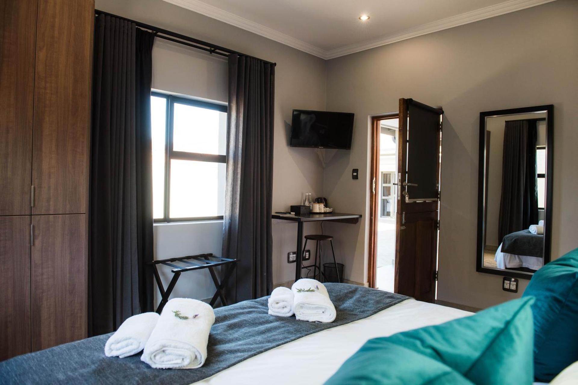 Superior Deluxe Double or Twin Room