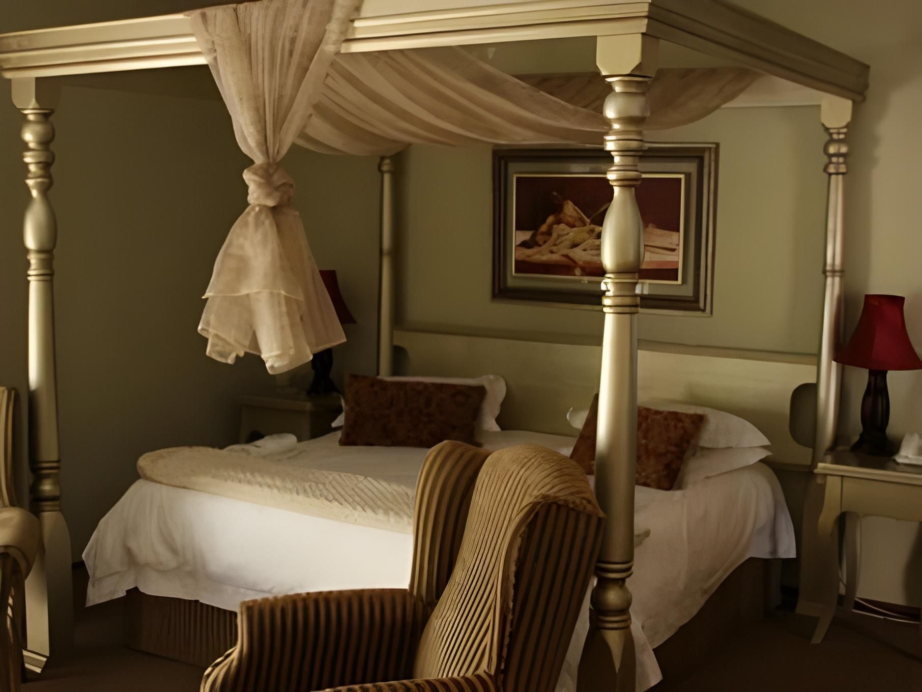 Honeymoon Suite