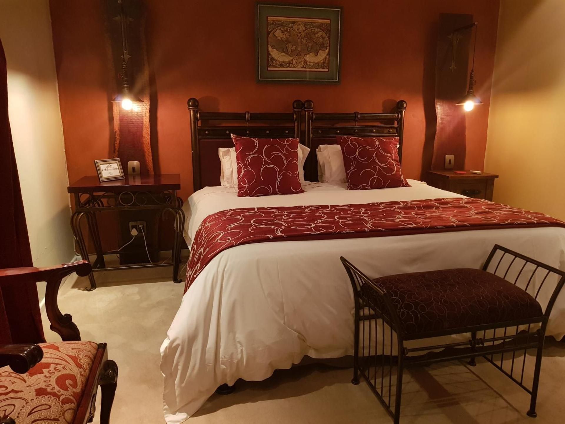 Deluxe King Room 7