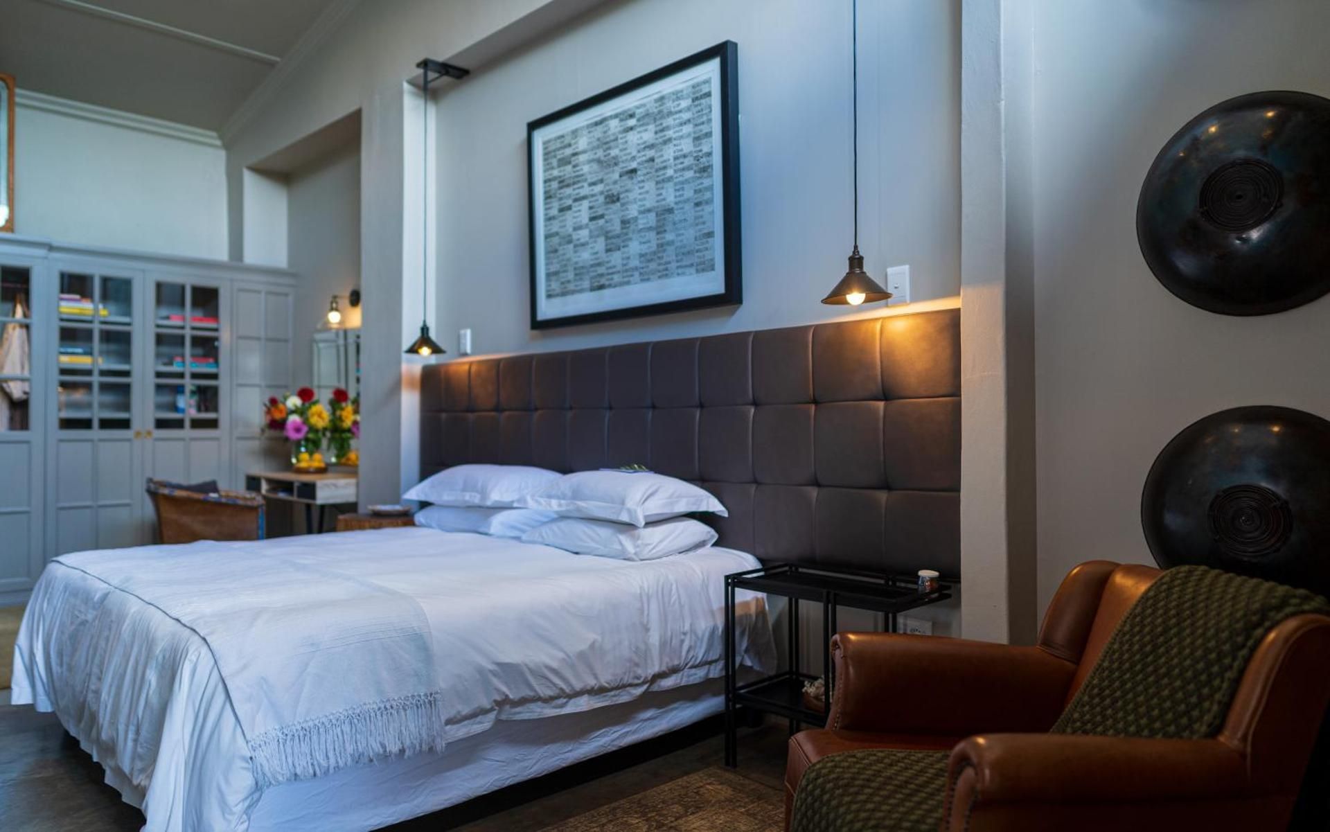 Double or Twin Room with Private Bathroom