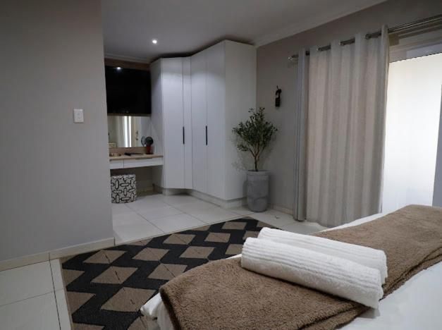 One-Bedroom Suite