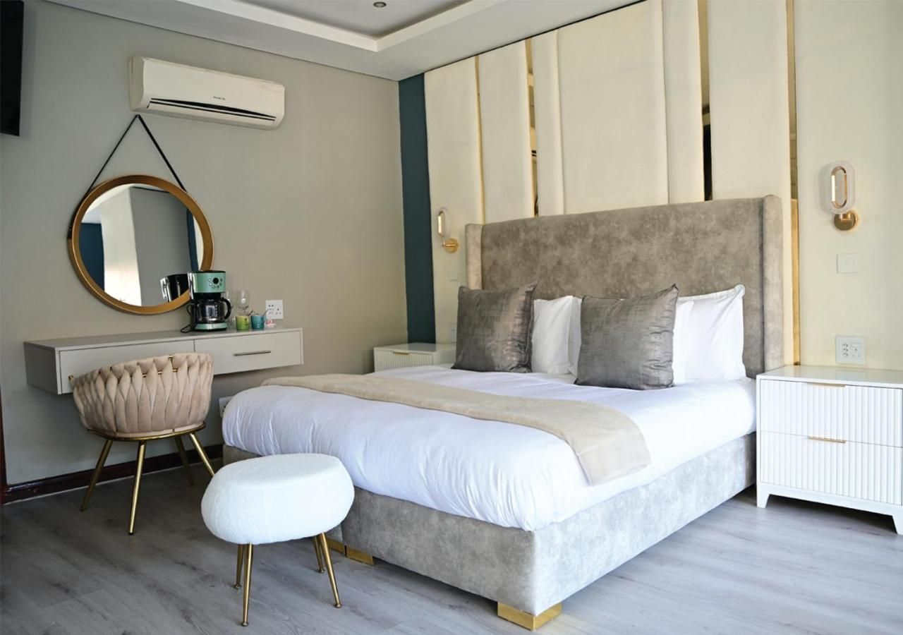 Superior Suite