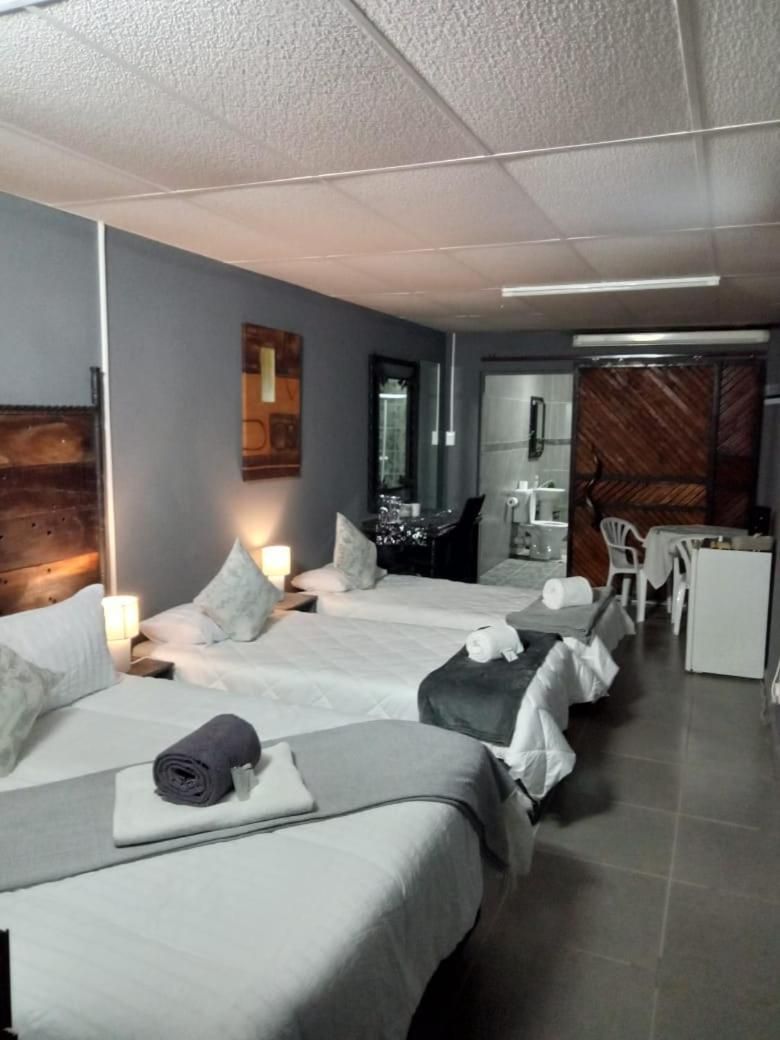 Deluxe Suite with Spa Bath