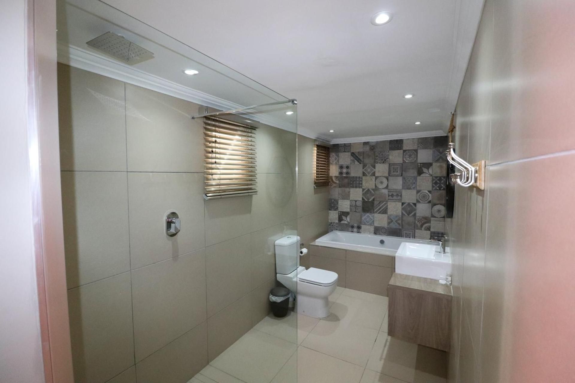 Deluxe Family Suite
