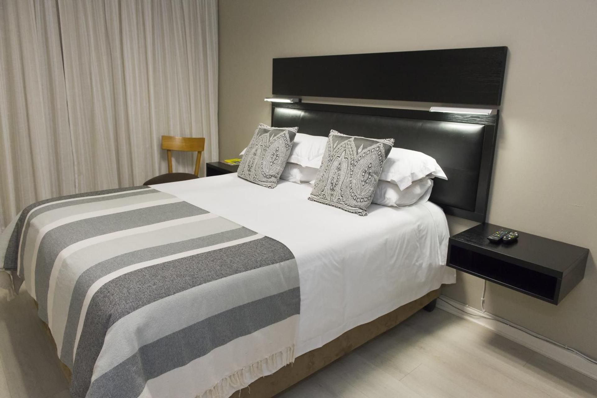 Luxury Queen Room - 1