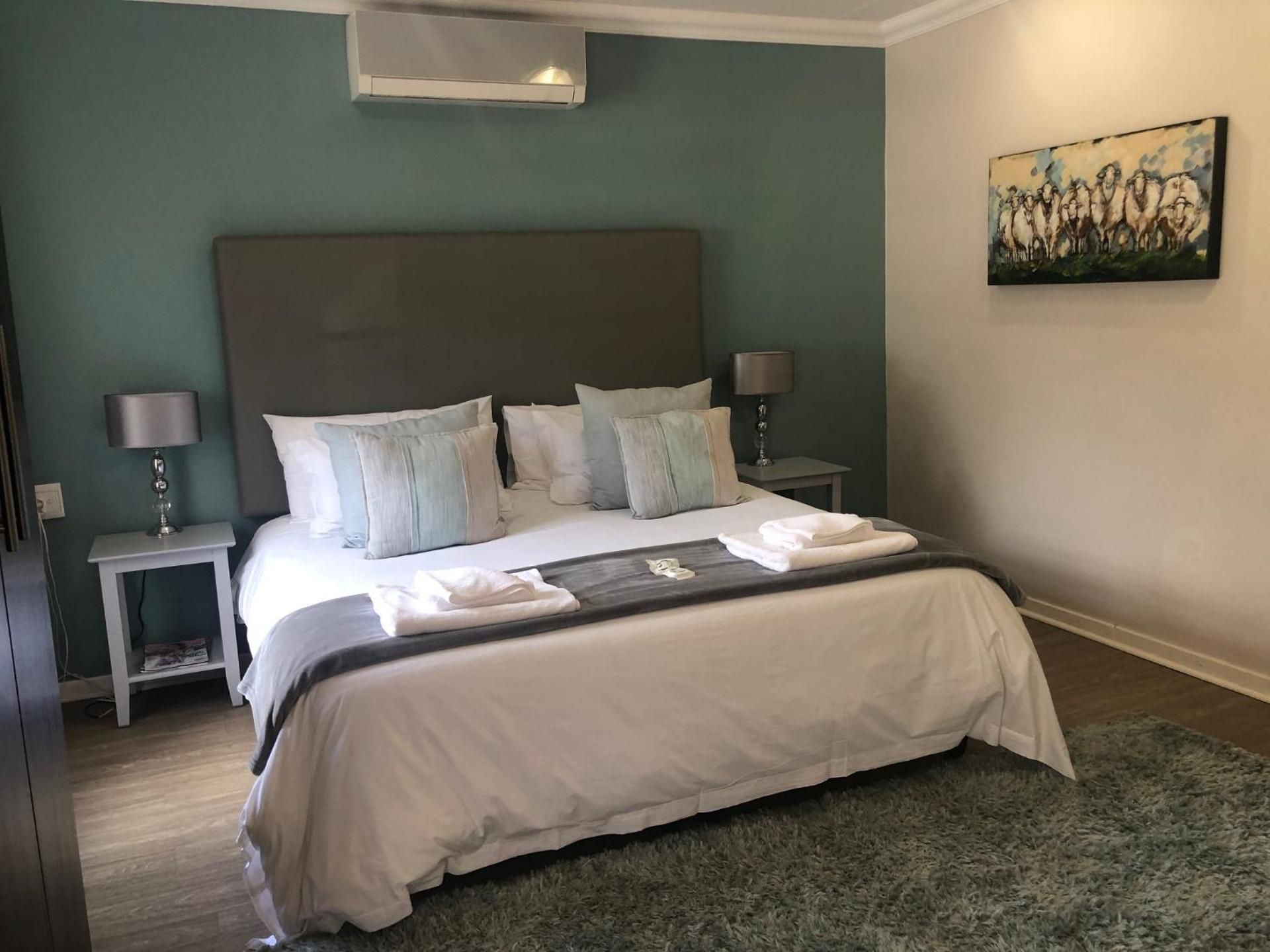 Deluxe Double or Twin Room with Garden View