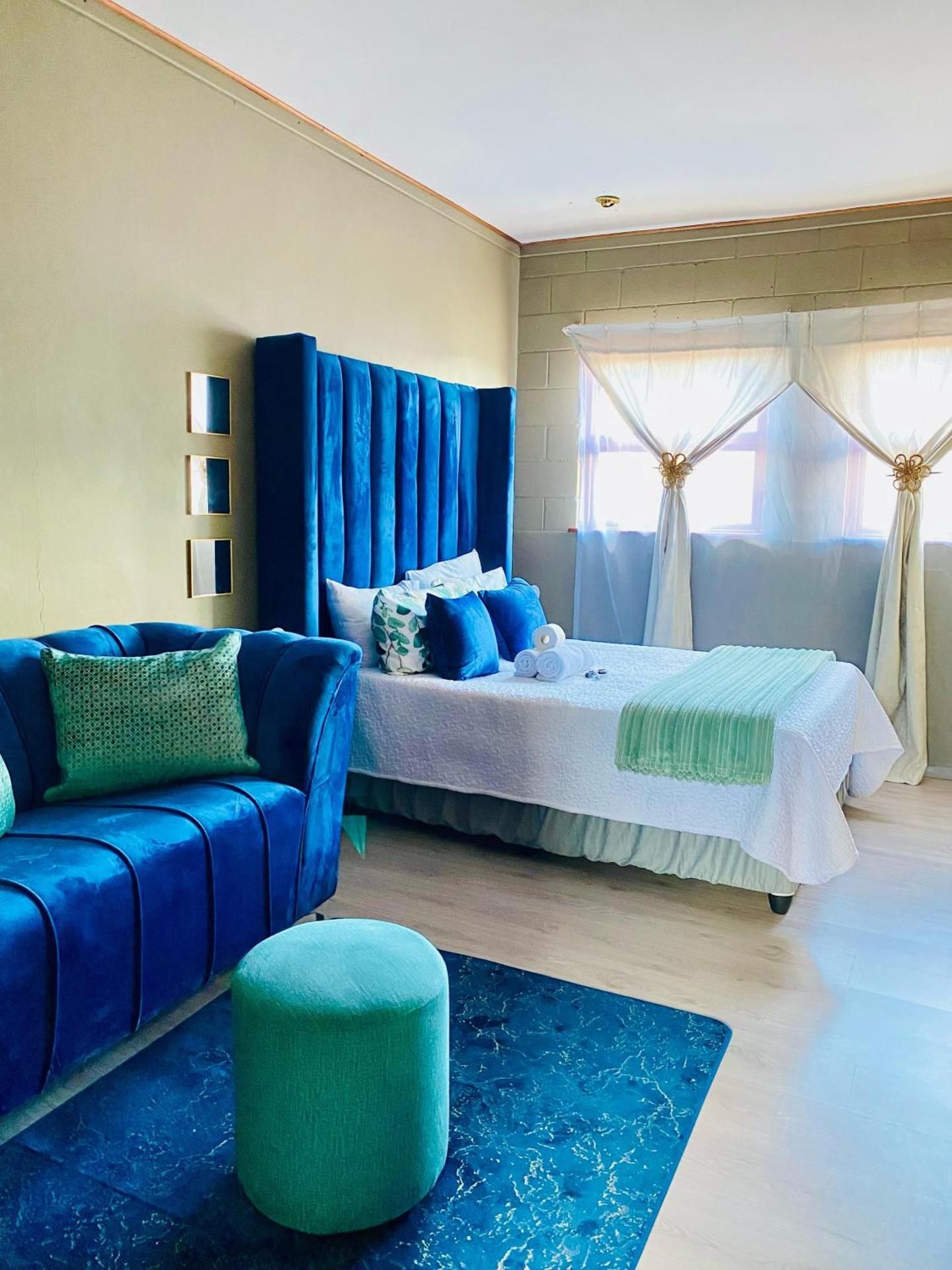 Deluxe Double Room with Bath