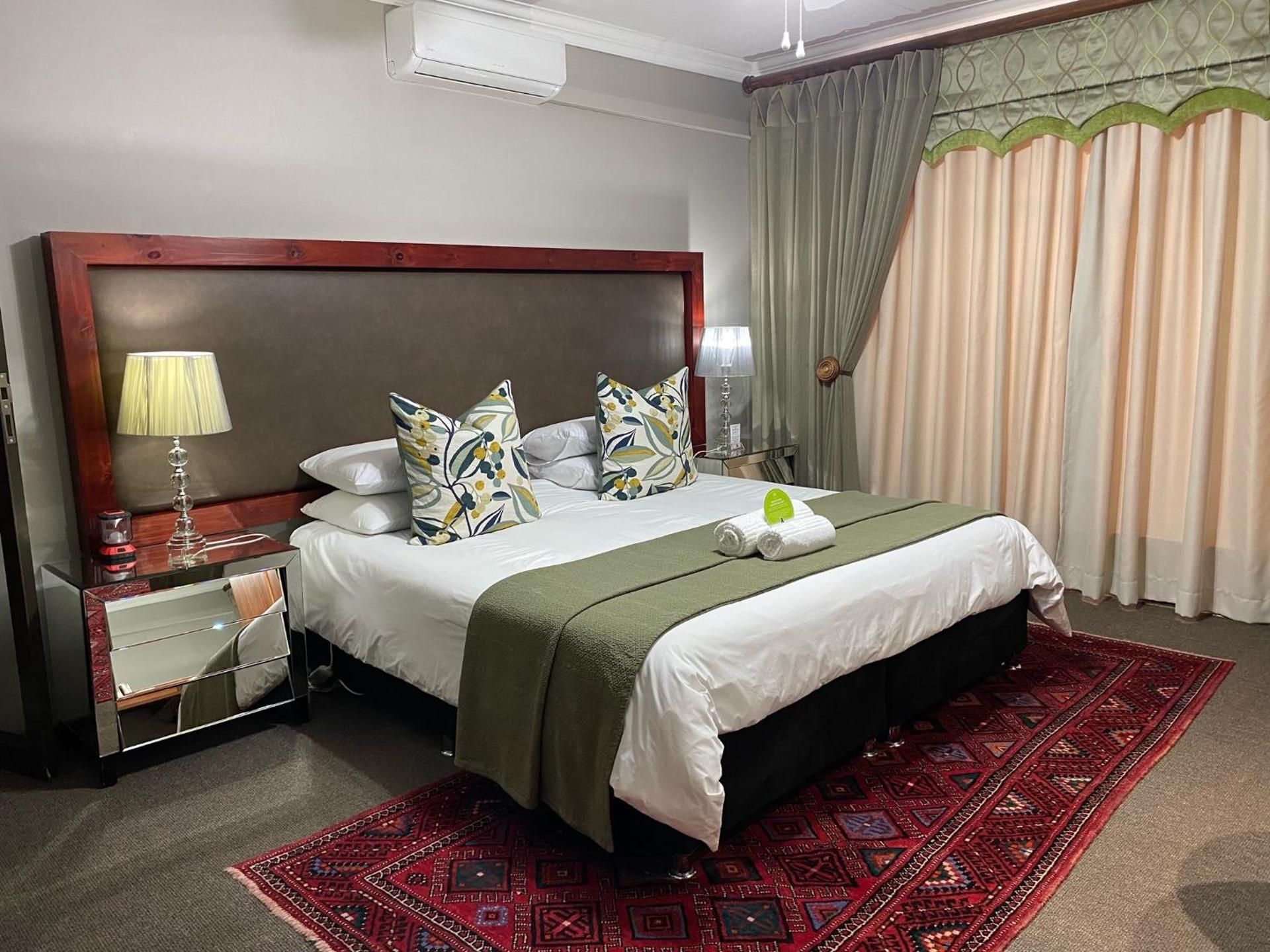 Superior King Room