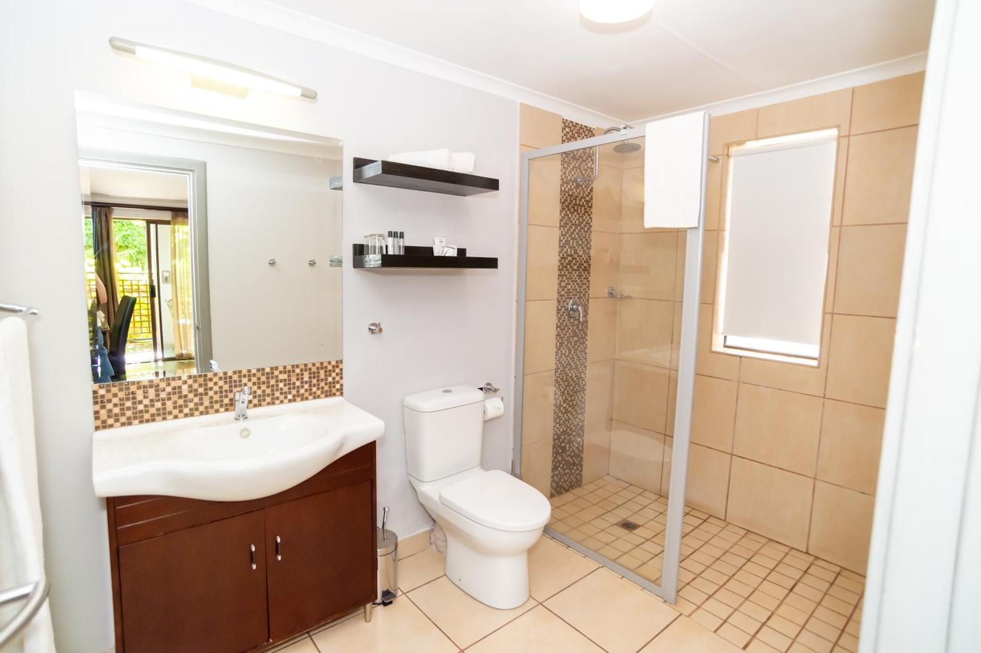 Browns Manor Standard Room 3