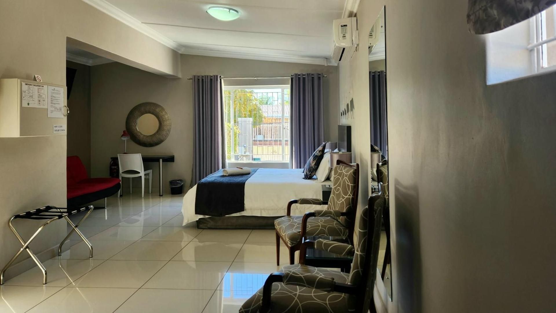 Deluxe Family Room