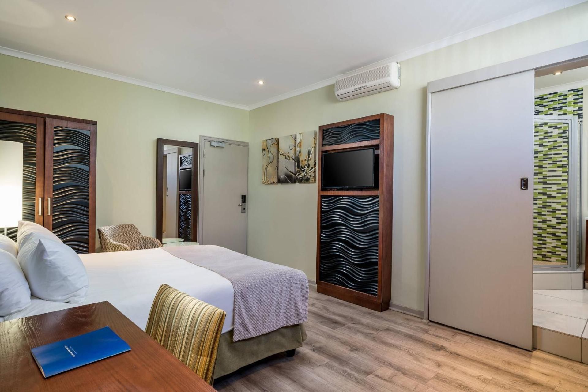Standard Queen, Guest room, 1 Queen