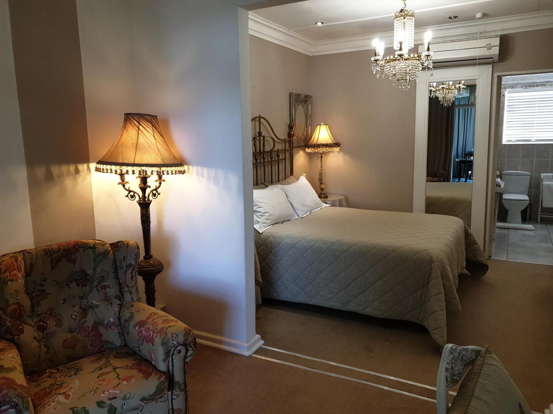 Honeymoon Suite B