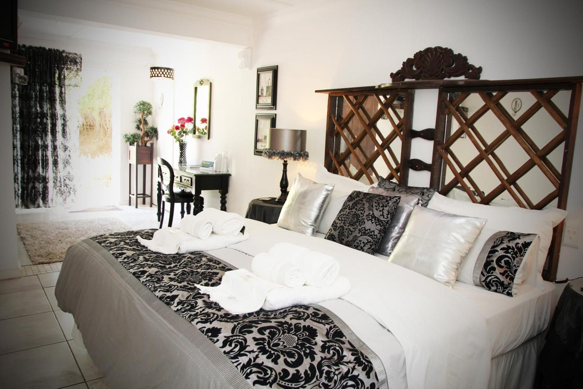 Double or Twin Room with Garden View