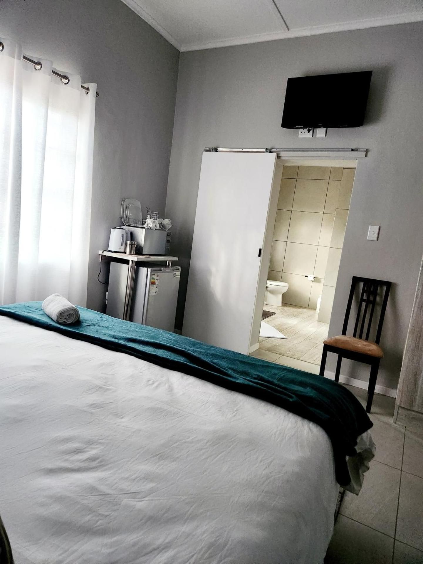 Double Room with Private Bathroom