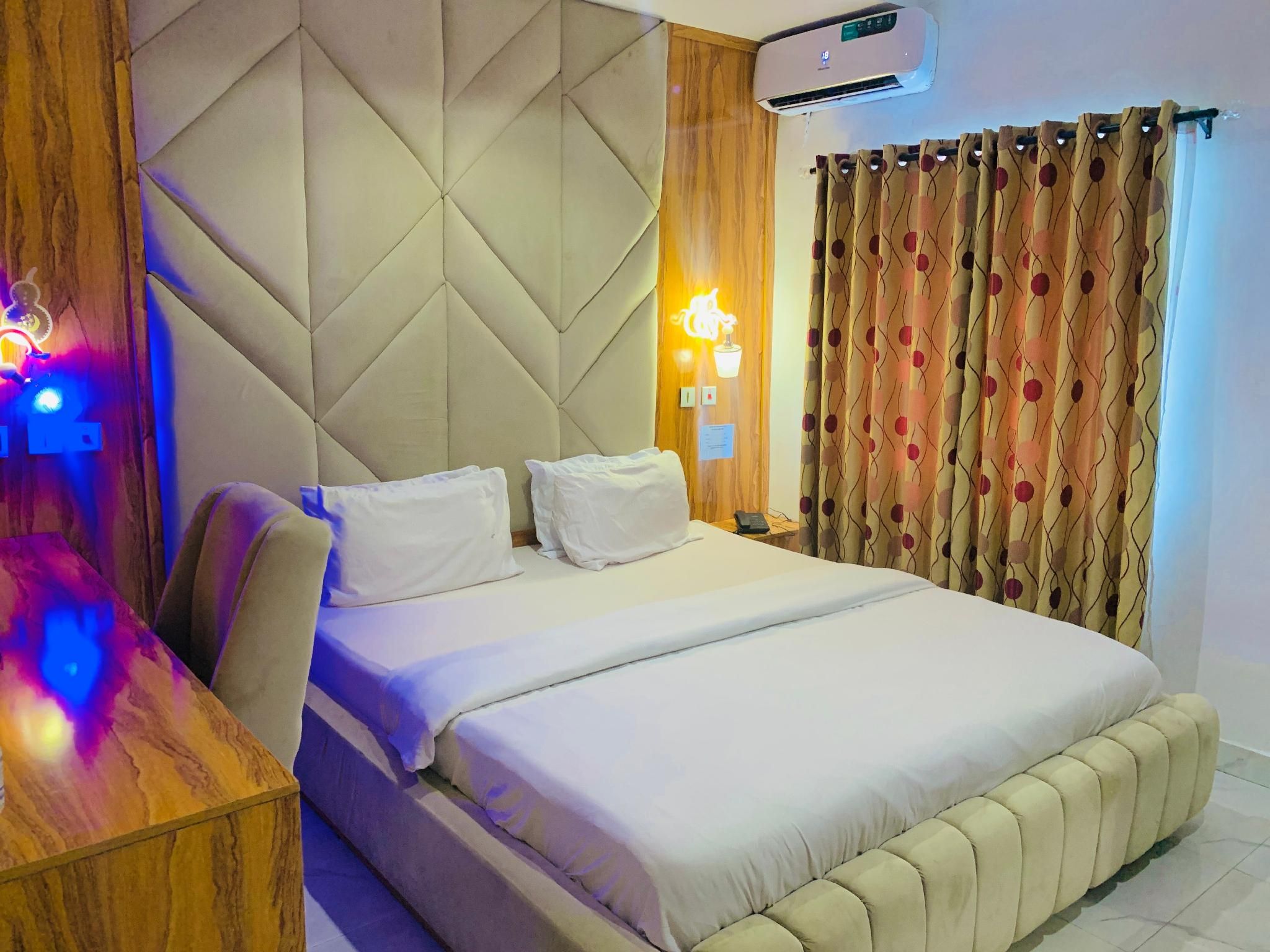 Superior Queen Bed