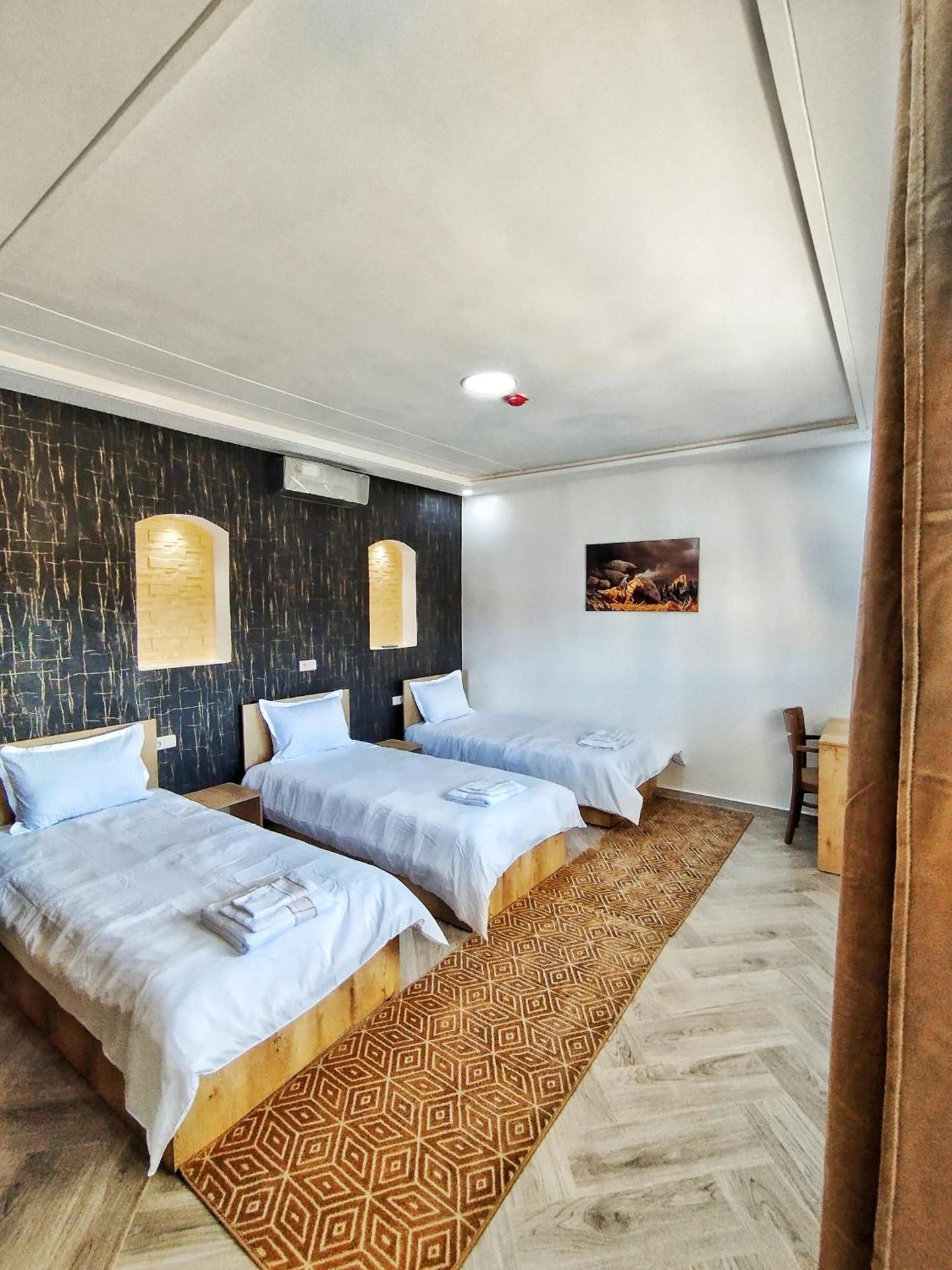 Triple Room with Pool View