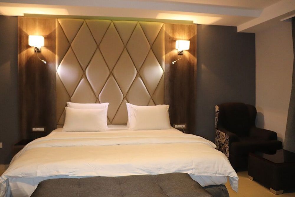 BON Hotel Smith City Awka Classic Room 6