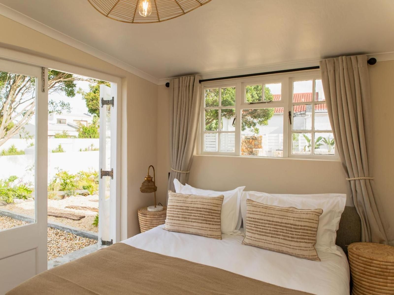 Family Two-Bedroom Apartment with View