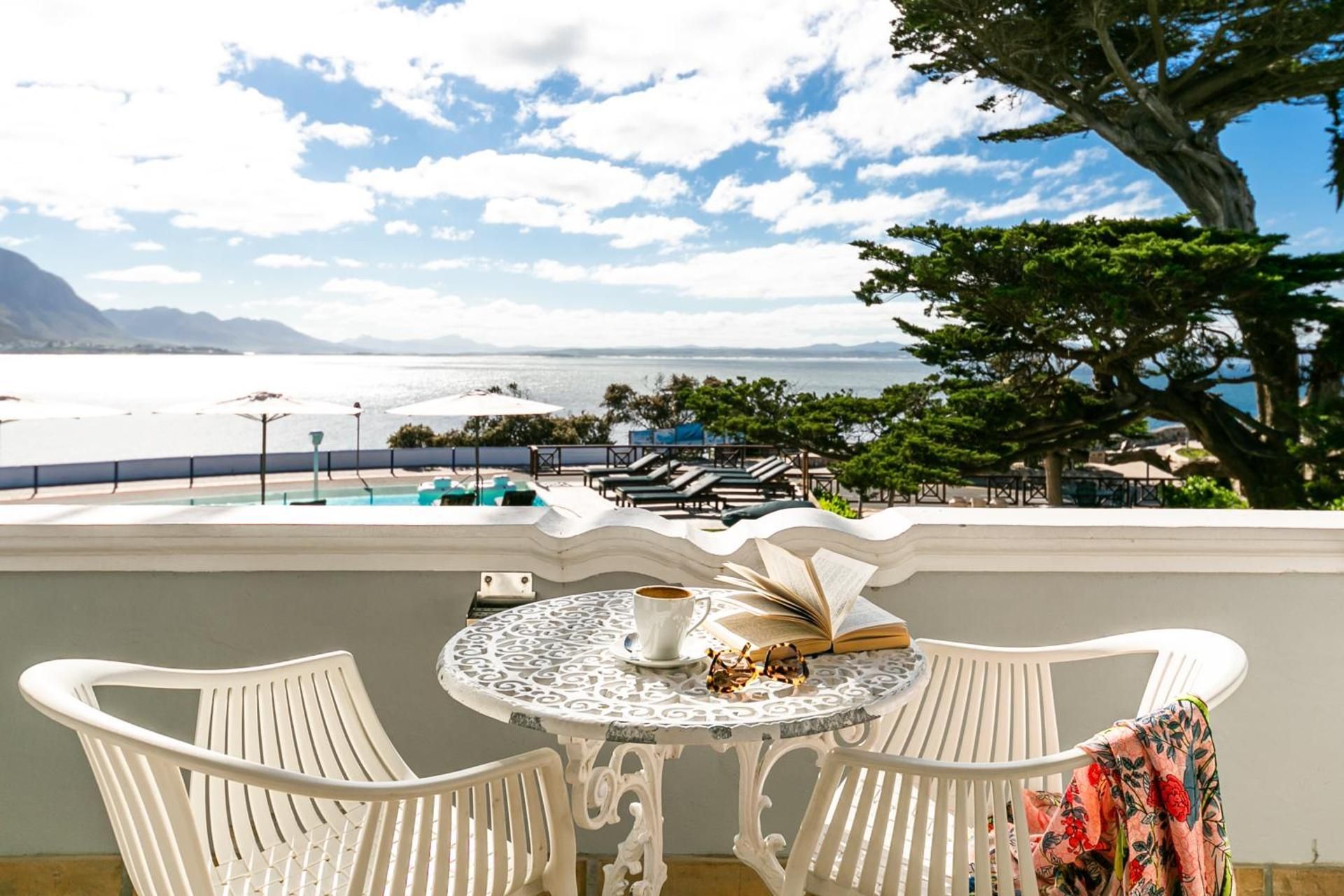 Queen Room with Sea View