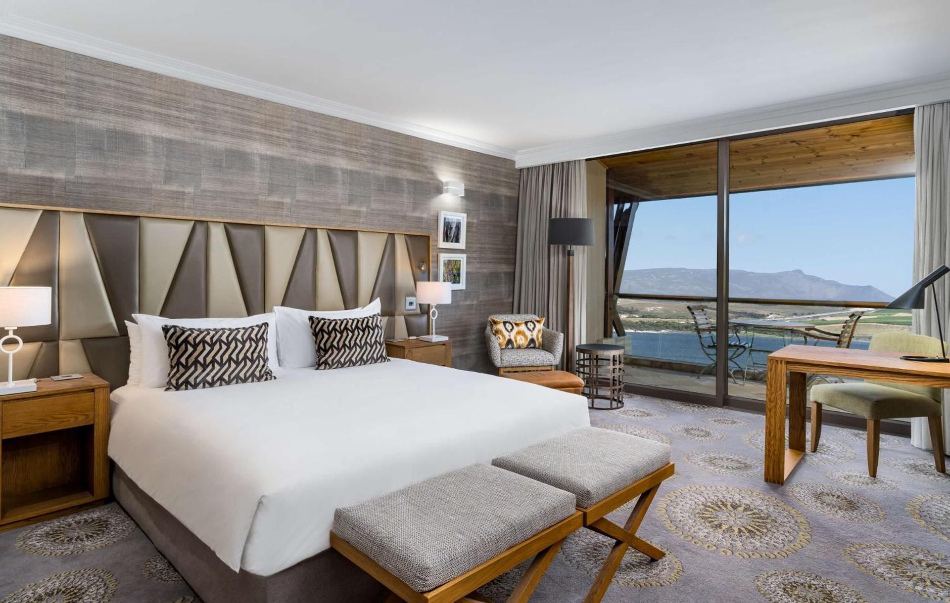 Premium Deluxe King Room with Lagoon View