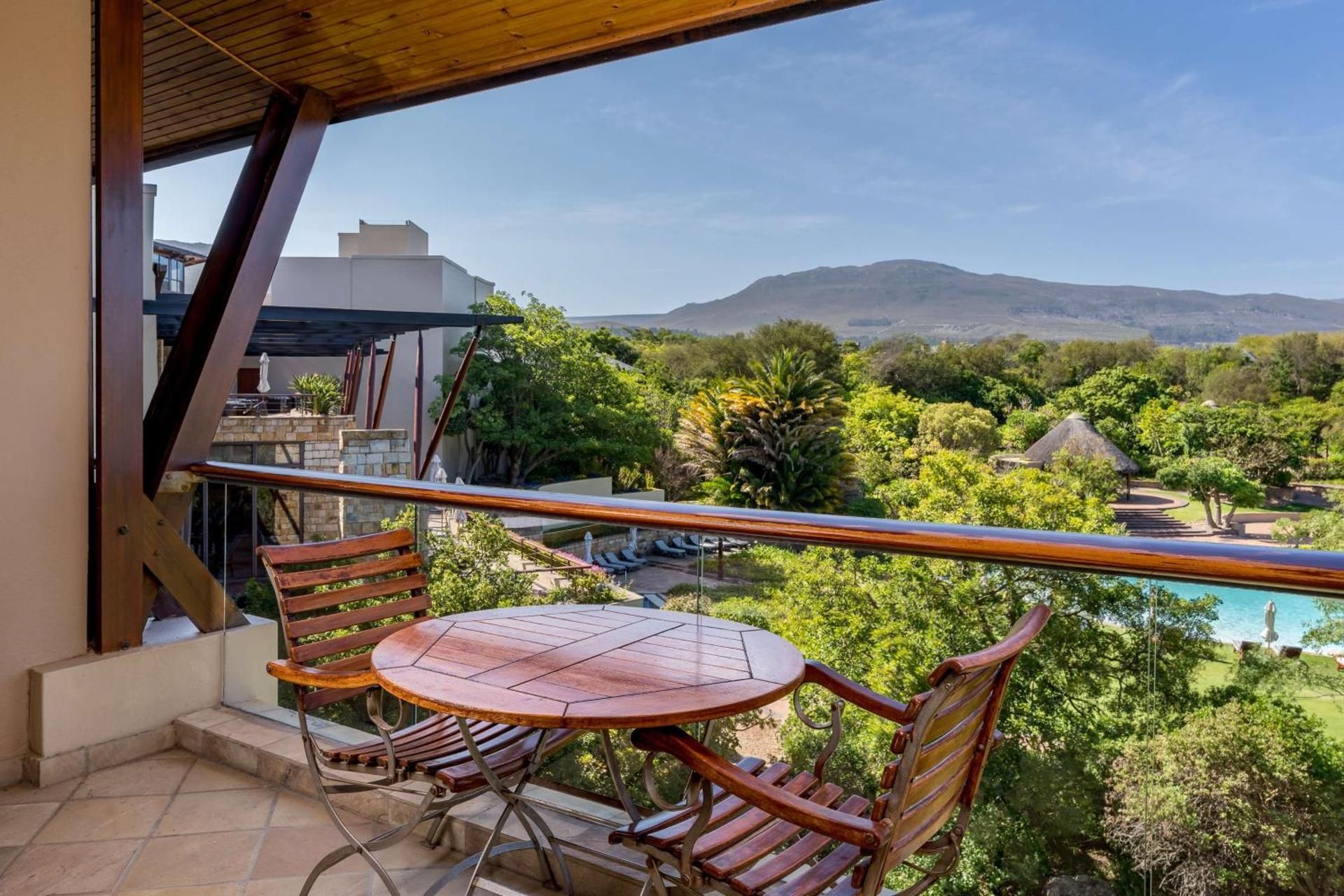 Deluxe Twin Room with Garden View
